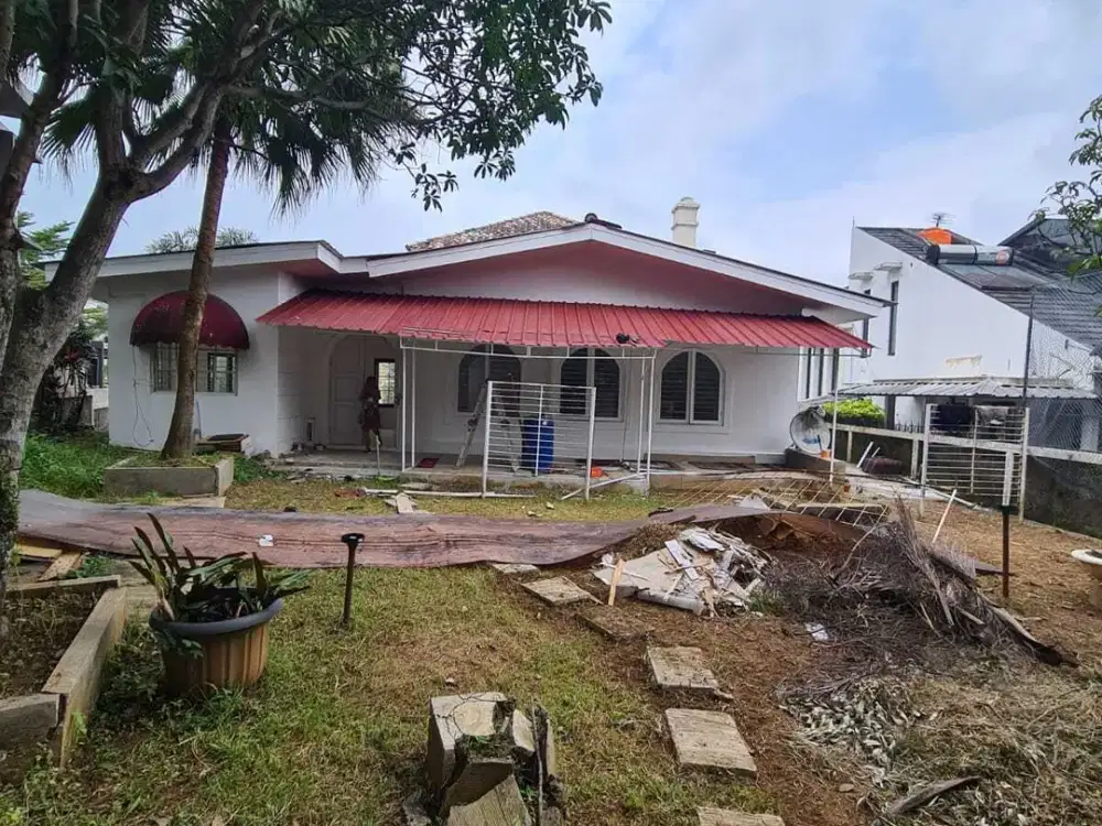 DISEWA RUMAH TAHUNAN 2 LANTAI HARGA NEGO SIERRA MADRE SENTUL CITY SSR524 A2