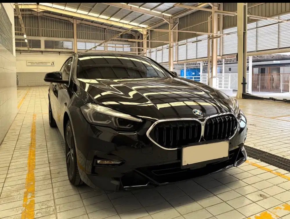 BMW 330i 2022 Bensin