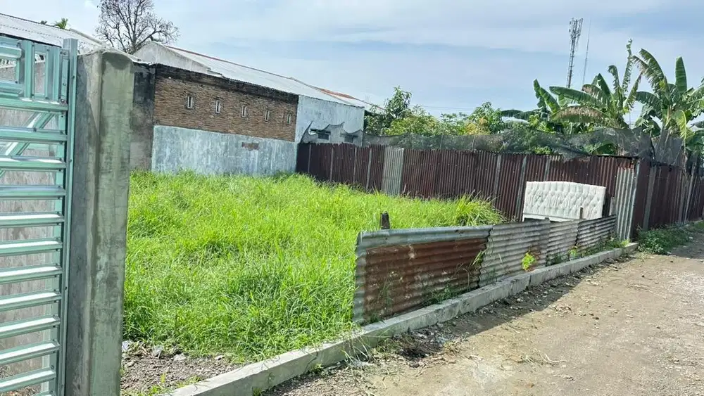 Tanah Kosong Darat