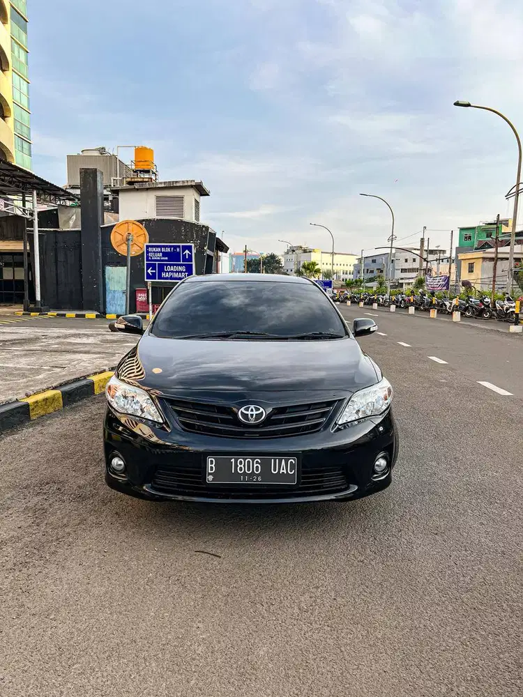 Toyota Corolla Altis G 1.8 AT 2011 Hitam