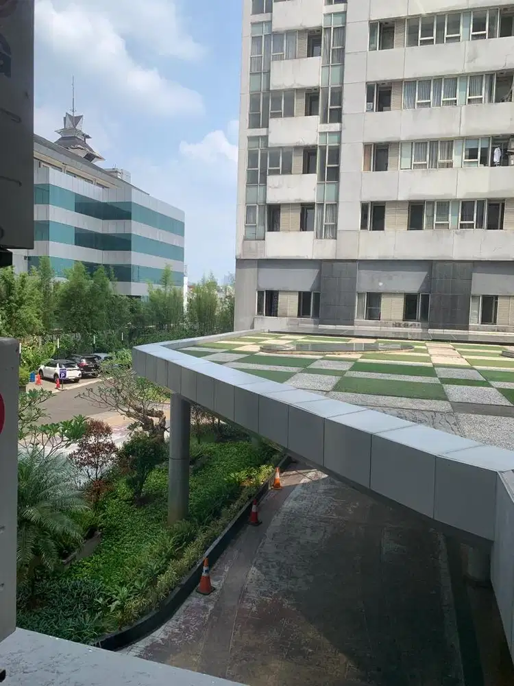 Nifarro Park Apartemen