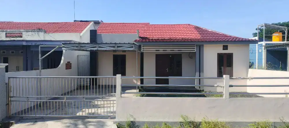 Disewakan rumah di komplek Galuh cempaka 2, dekat SMA 3 Banjarbaru