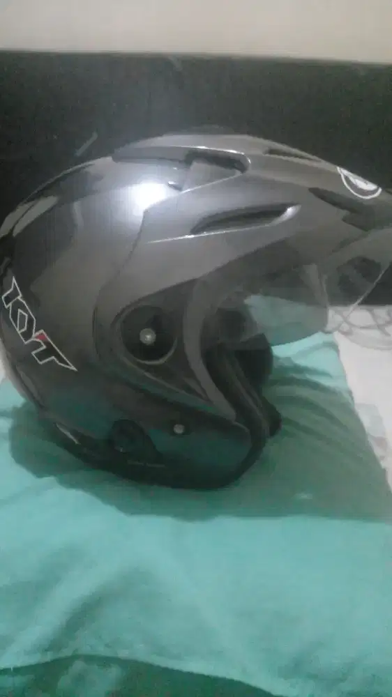Helm KYT halfface ori