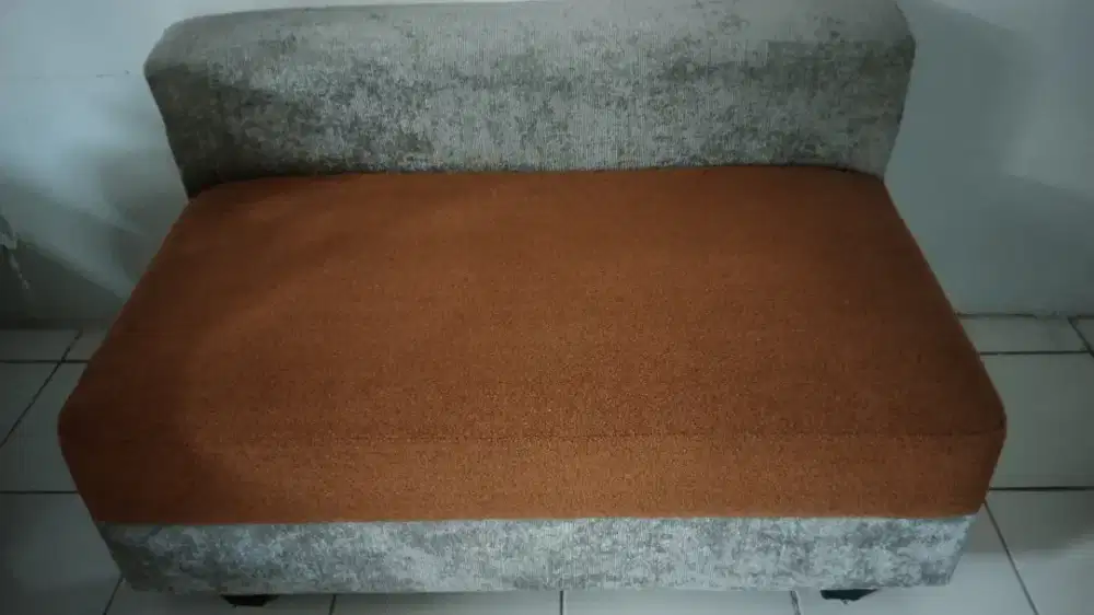 Dijual sofa kondisi masih bagus