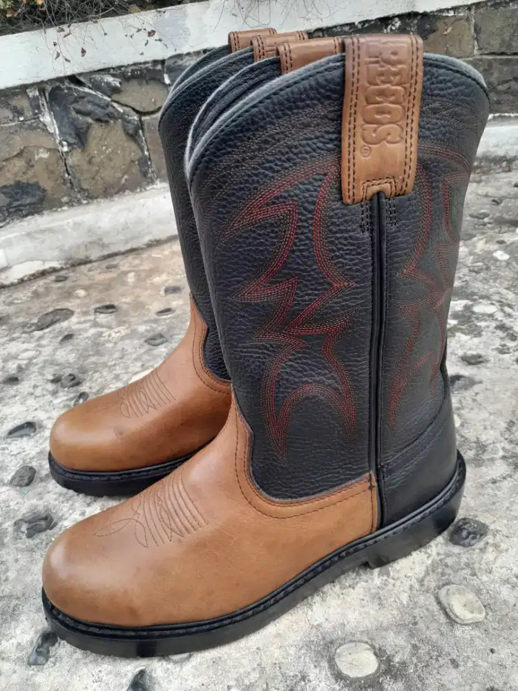 Sepatu Boot Red Wing Peccos Leather Original