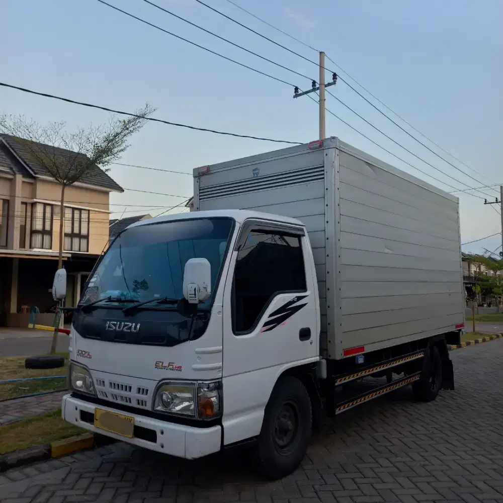 Dijual Cepat Isuzu Elf Box Jumbo 4 Roda Long LWB 2017 Istimewa