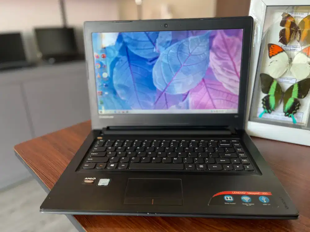 Laptop Lenovo core i7 AMD RADEON NORMAL