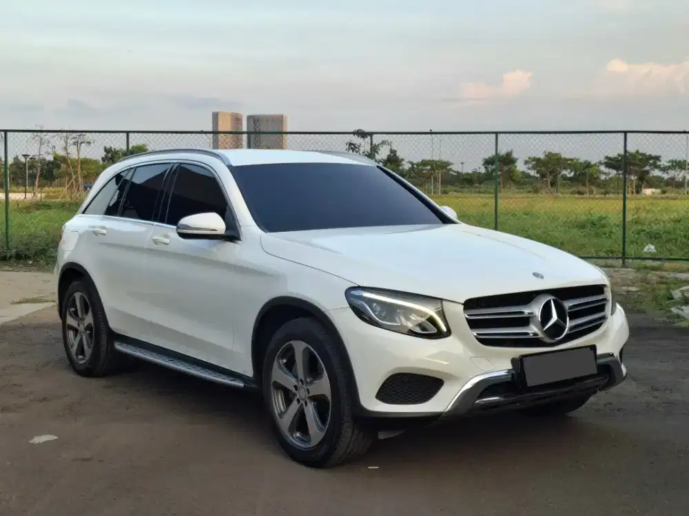 MERCEDES BENZ GLC250 2017