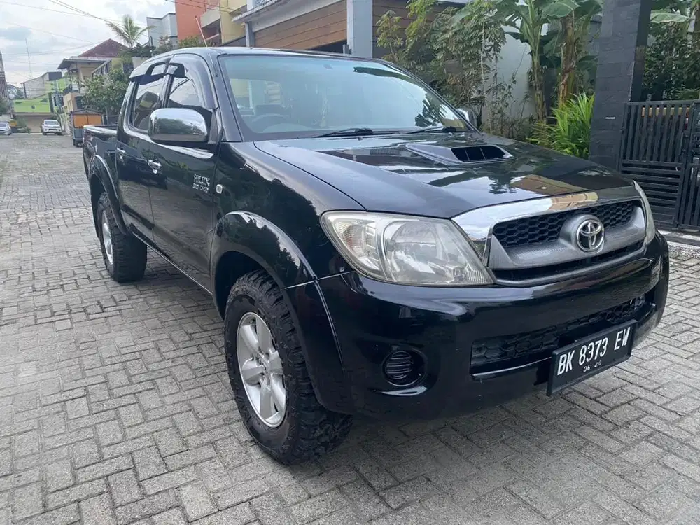Toyota Hilux DC 3000 CC, thn 2011