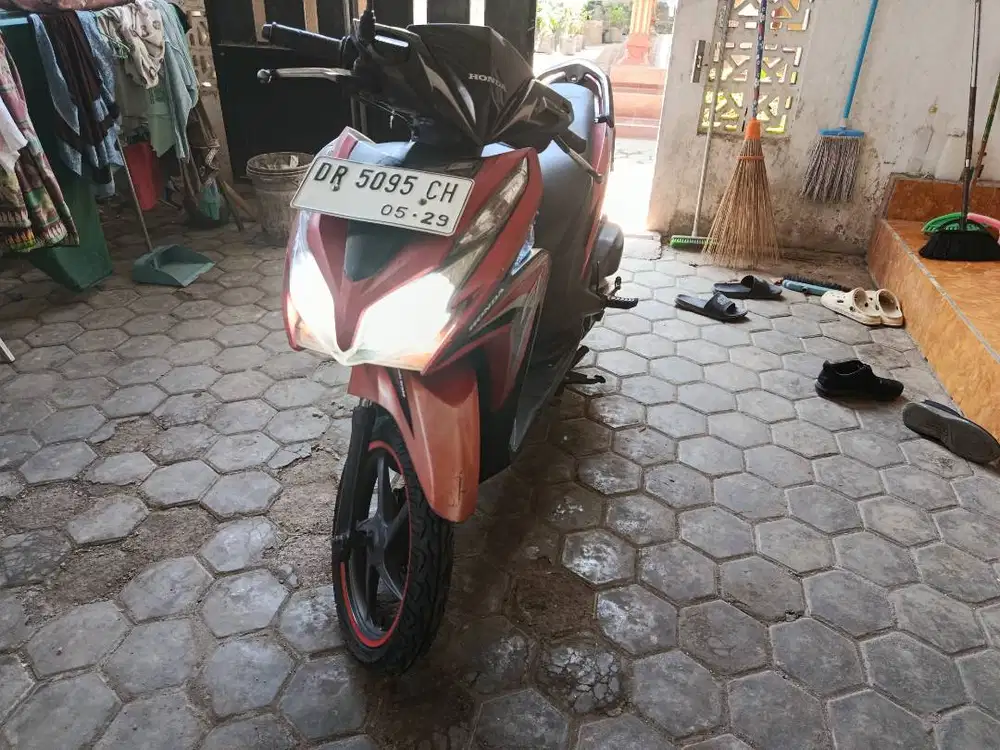 Jual motor vario 2014 second