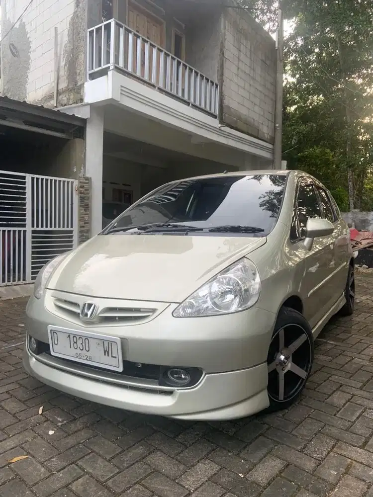 Honda jazz idsi 2005 matic