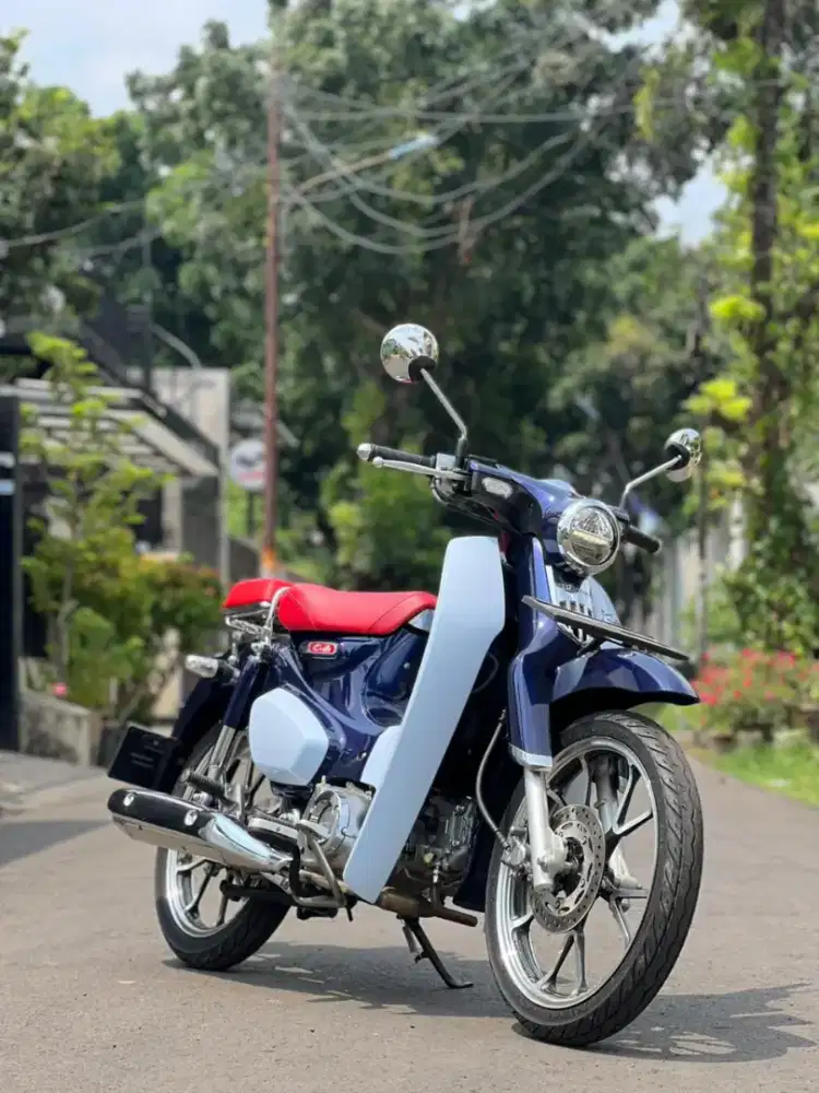 Honda supercub 2019 km 500 ( supercup super cub monkey dax ct 125 )