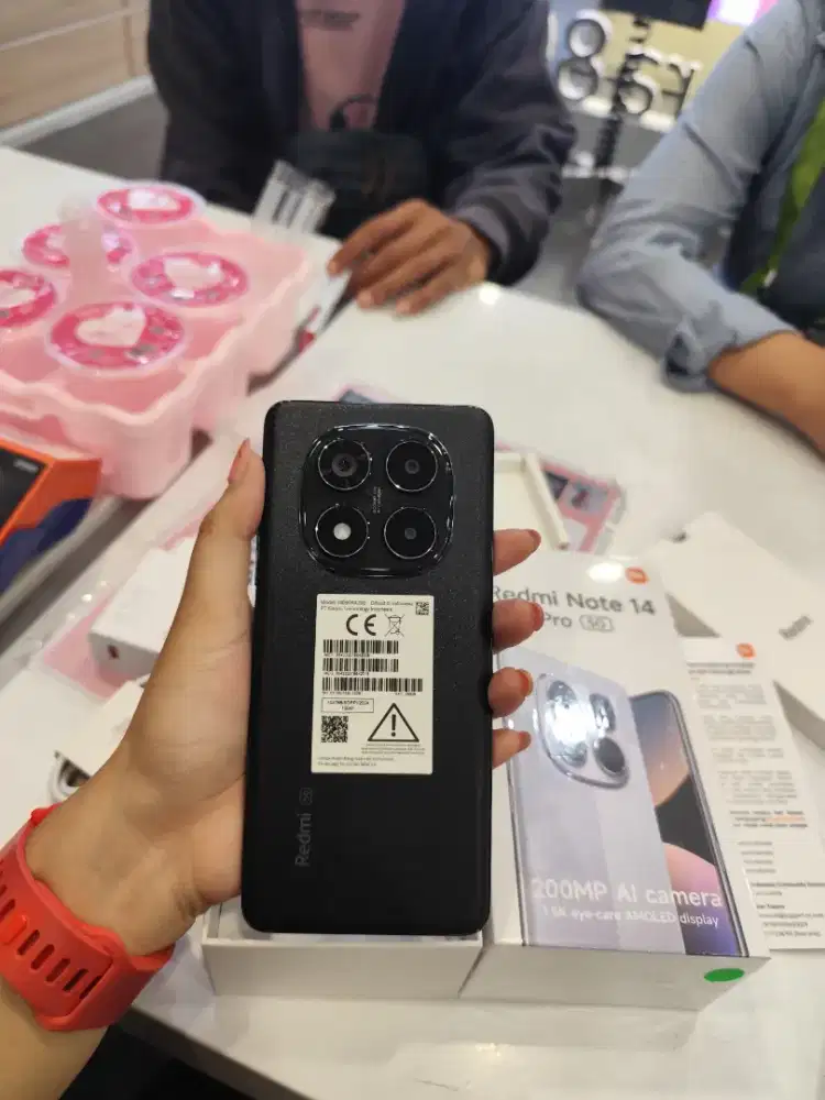 Redmi note 14 PRO 5g ram 8+8/256 . Bisa kredit tanpa dp bunga mulai 0%