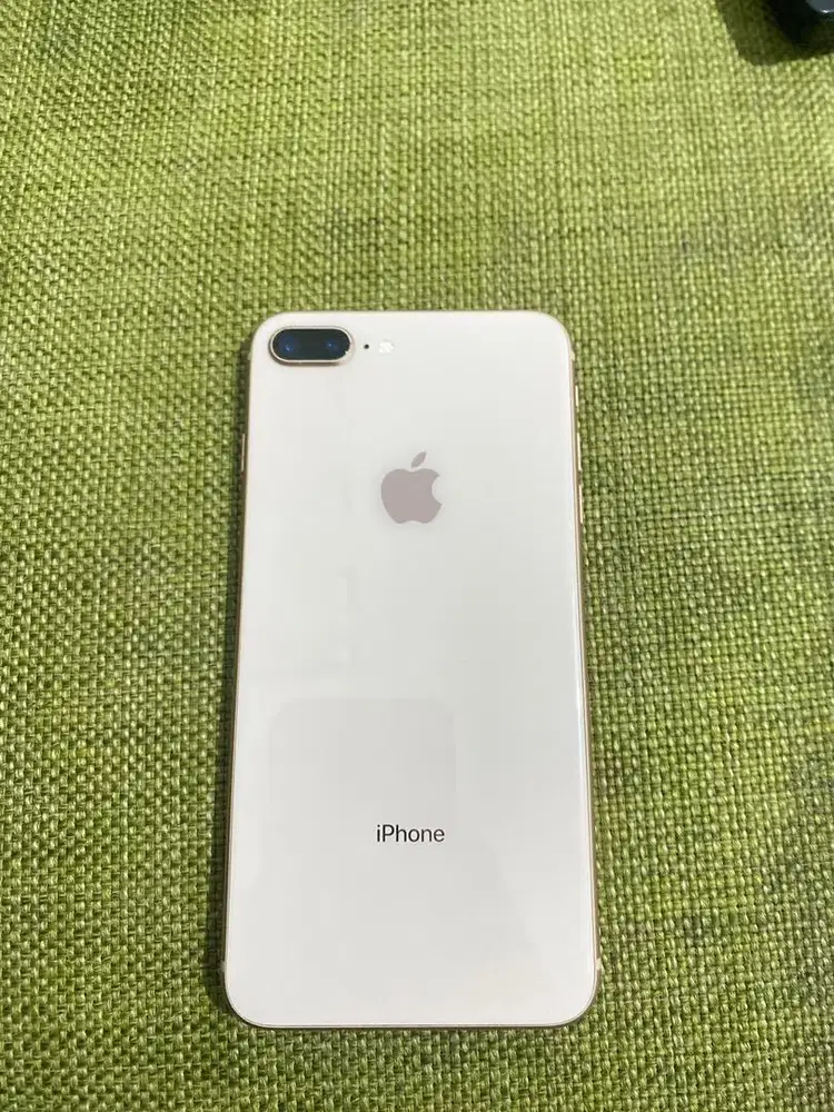 Iphone 8 Plus 64 GB Inter