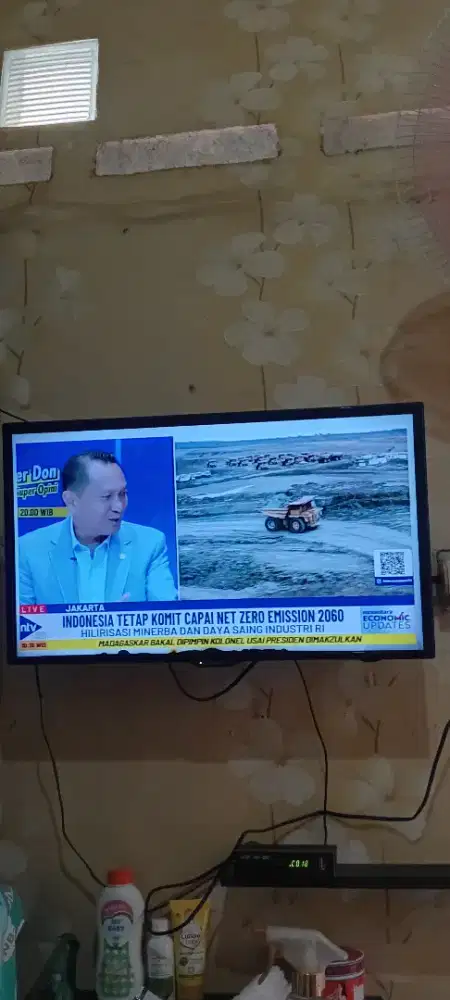 Dijual tv led sharp 24in