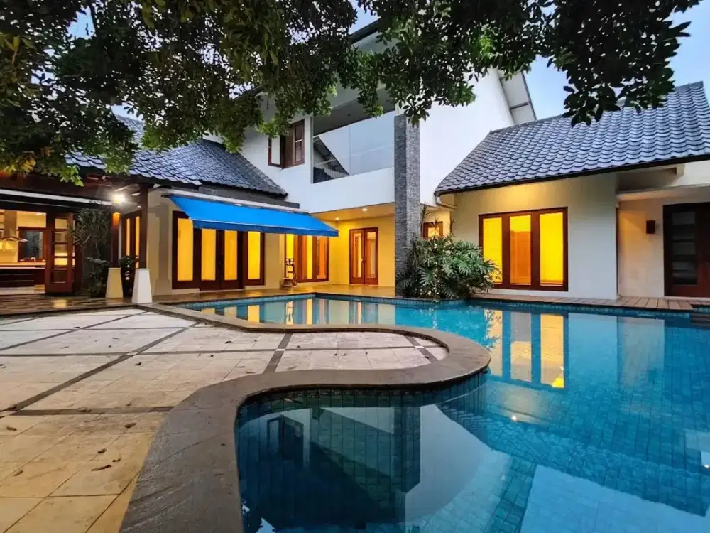 Dijual Rumah Bagus di Ciandak Jakarta Selatan