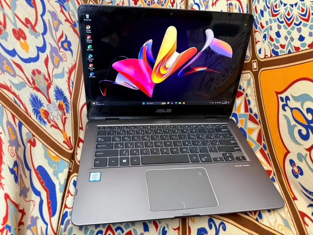 Laptop Touchreen Asus Zenbook UX461FN Core i7 VGA Nvidia