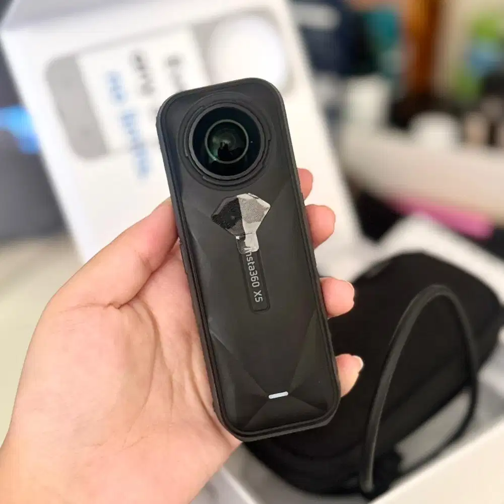 INSTA360 X5 Action Camera 8K Waterproof Replaceable Lens Garansi Resmi