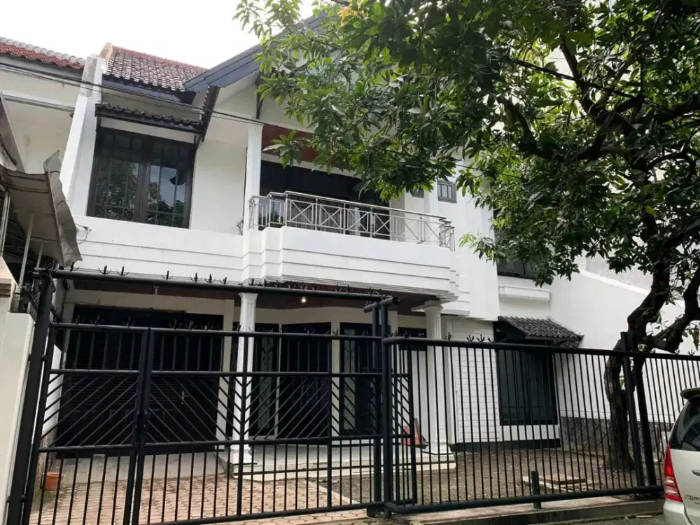 Rumah 2 Lantai di Kutisari Selatan Surabaya Siap Huni FER.A159