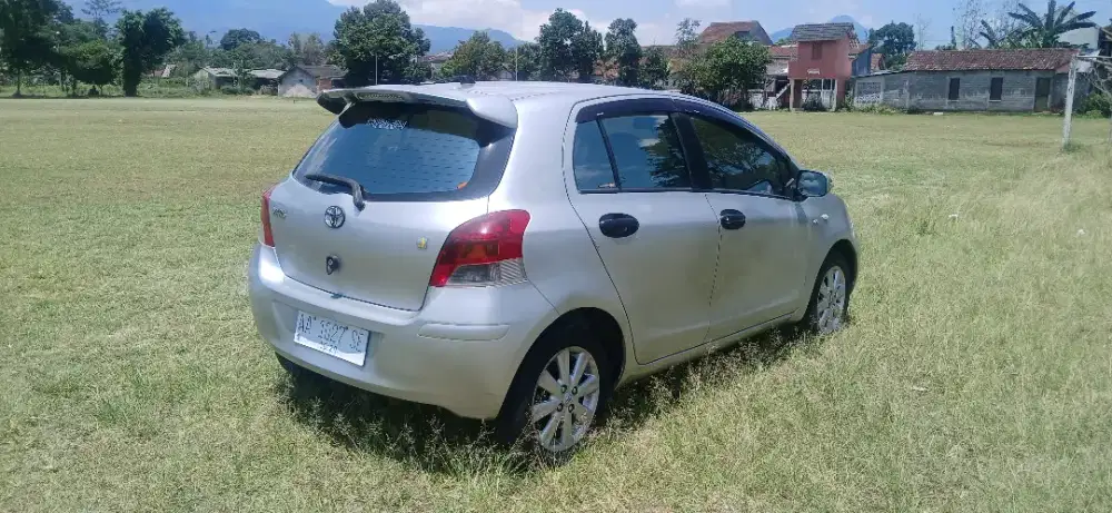 Yaris j matic 2009