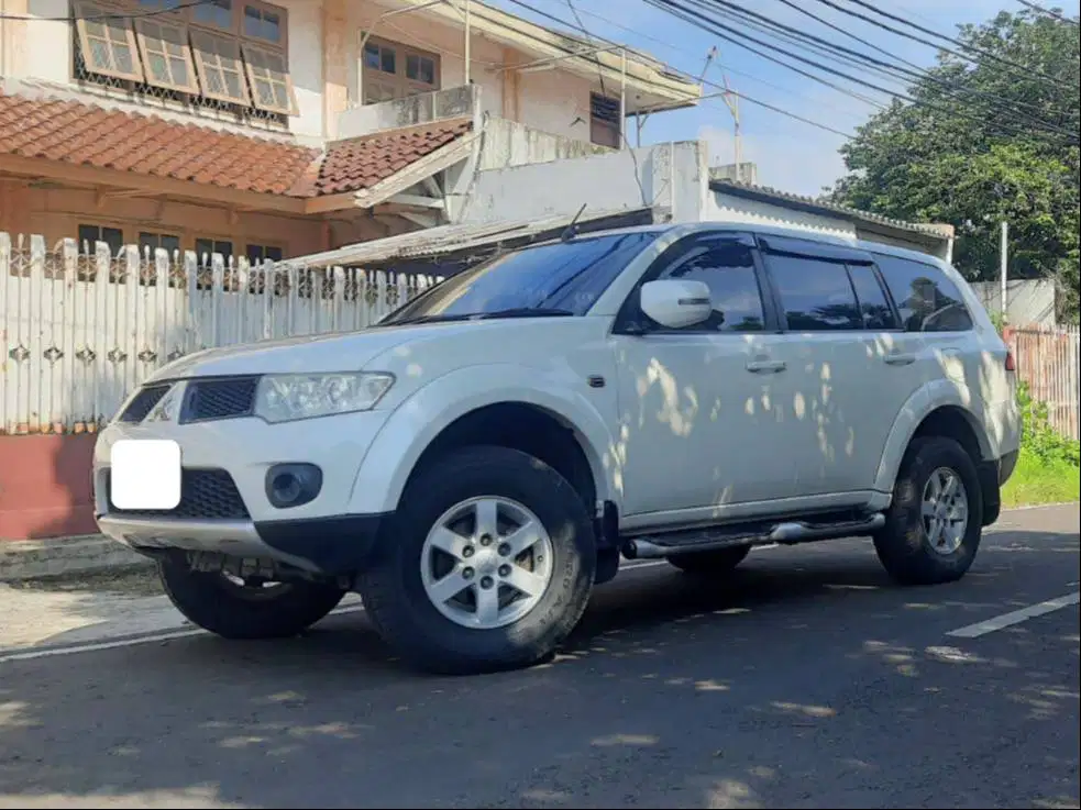 TERMURAH GLX 4X4 PAJERO SPORT MANUAL 2012 SIAP PAKAI TAHUN