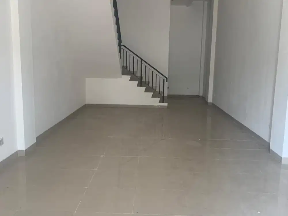 LOKASI STRATEGIS! Dijual Ruko Golf Island RGIH 4,5x15 PIK - Sudah Sertifikat