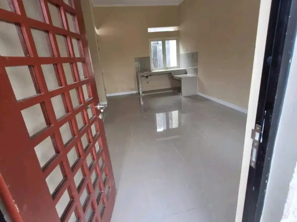 Rumah 2 Lantai di Puri Surya Jaya Cluster Valencia Siap Huni Murah FER.A377