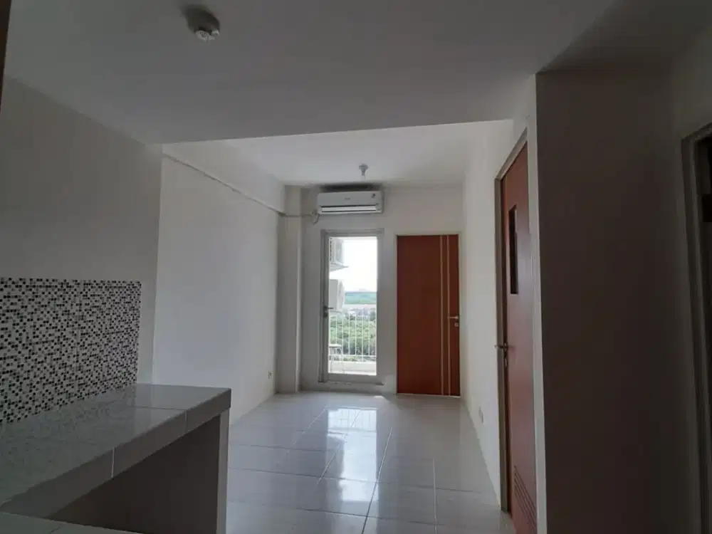 Sewa apartemen puncak cbd semi furnished CEK diskripsi