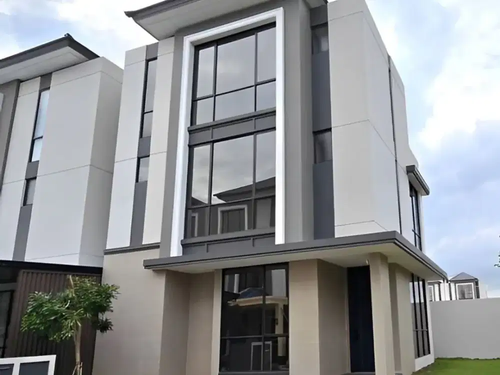 Rumah 3lt luas 8x14 type 4+1KT Cluster Sentarum JGC Jakarta Garden City