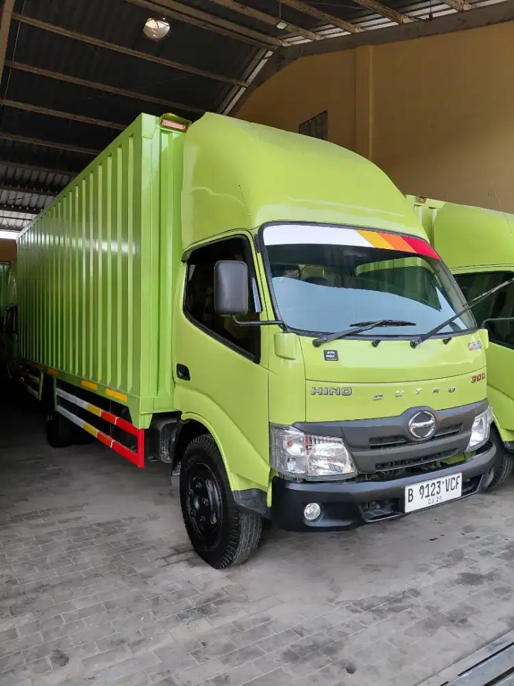 TRUK BOX CARGO HINO DUTRO 136 HD EXTRA LONG TH.2023,CDD,6 RODA