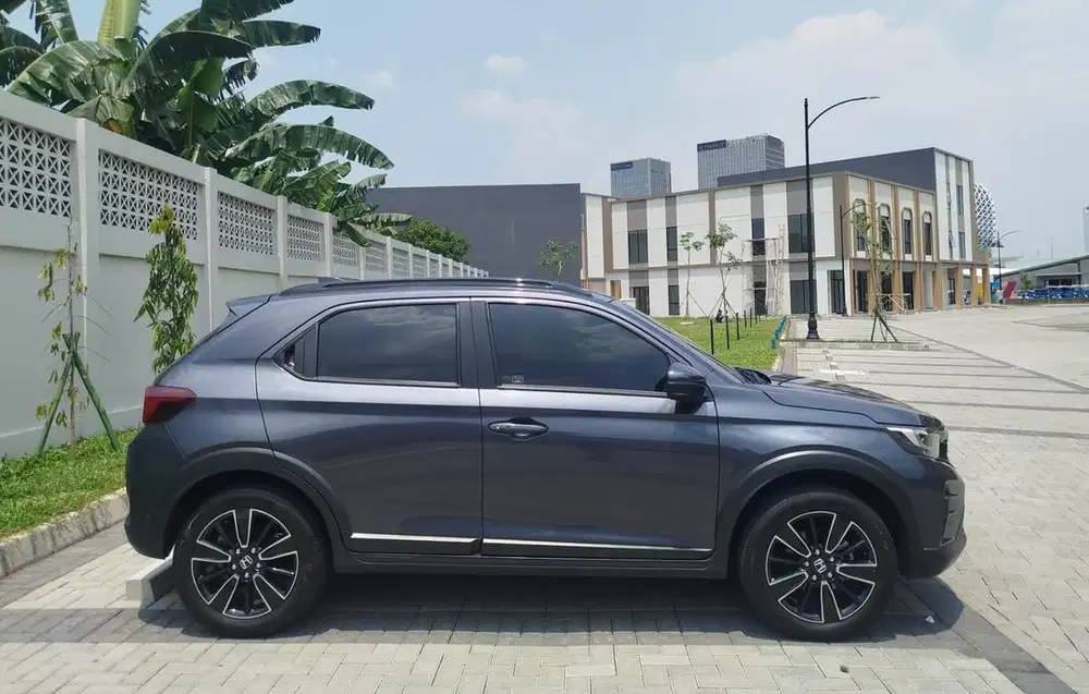 Honda WRV Sensing 2023 AT Bensin
