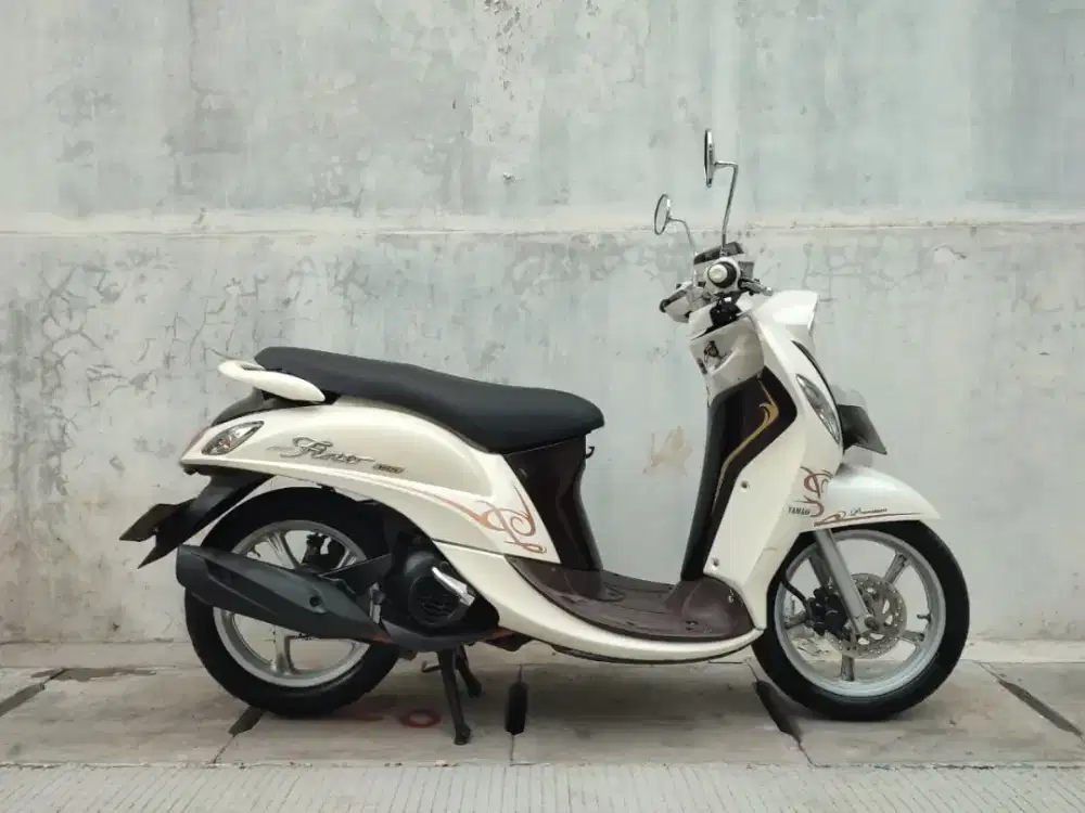 Yamaha Fino 125 FI Premium Putih BlueCore 2016 Mulus