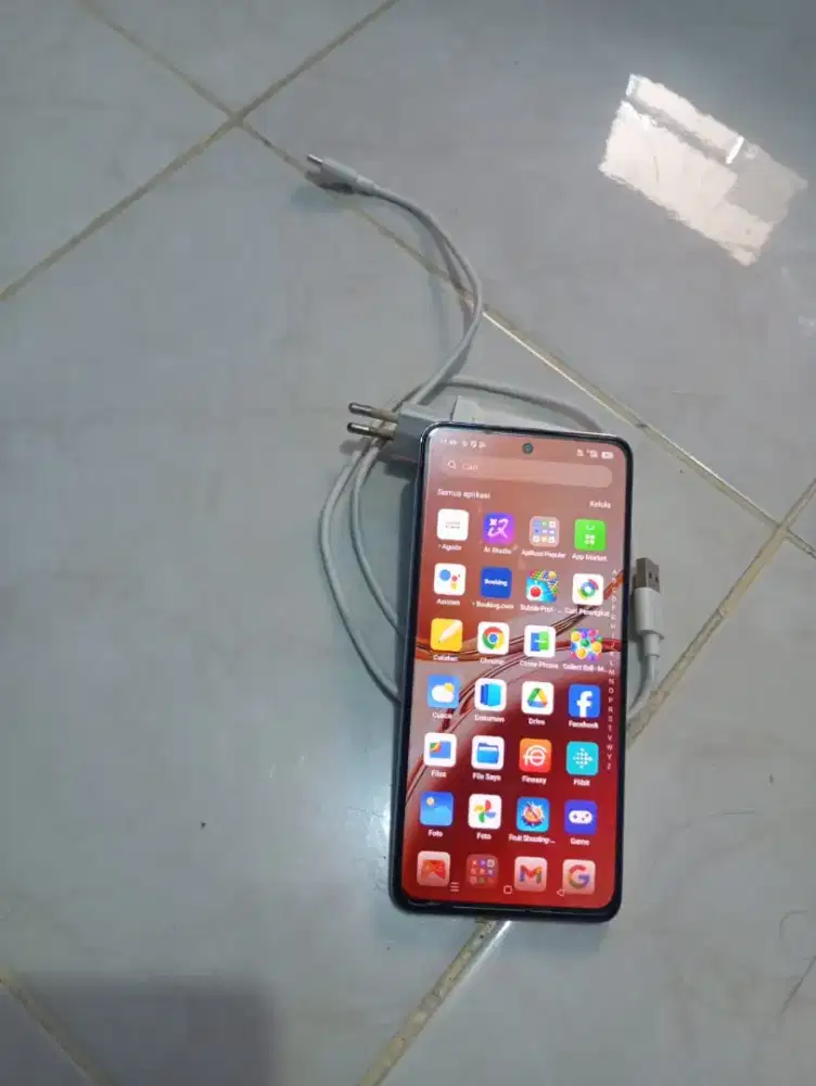 Jual HP Oppo Reno 12F ORI 
Spesifikasi:
 Jaringan: 5G LTE
Ram 12/512GB