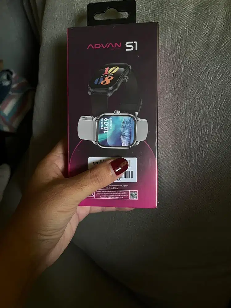 Jam tangan Advan S1