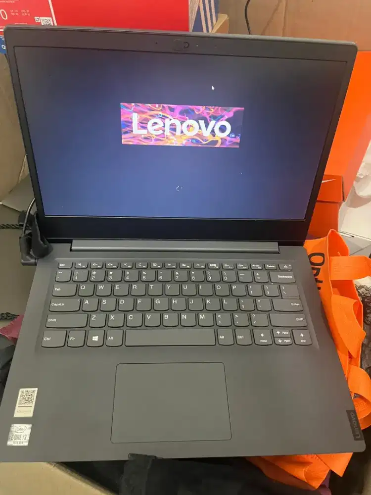 Laptop Lenovo V14 icore i13 Gen 10