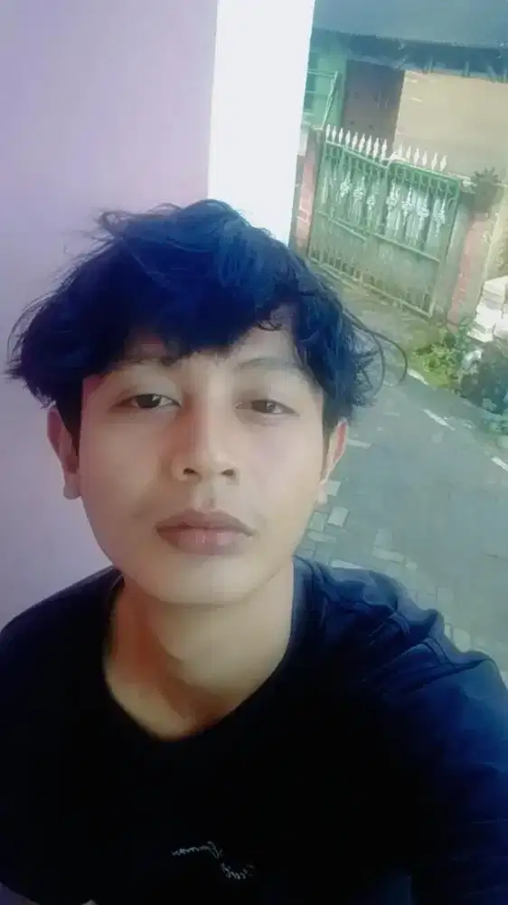 Sedang mencari lowongan pekerjaan