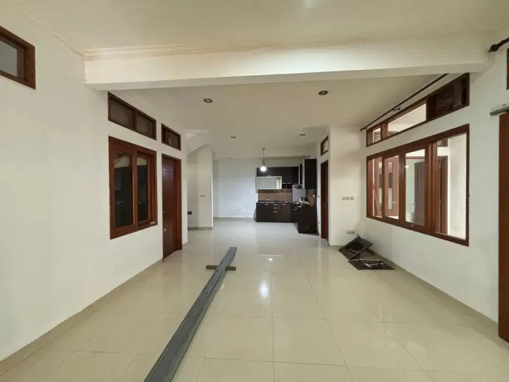 Sayap Alun2 Bandung Jalan Depan 2 Arah Mobil Cocok Usaha Kantor, Gudang, Logistik, Online F&B