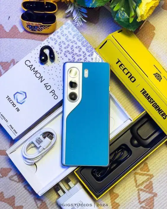TECNO CAMON 40 PRO KREDIT BUNGA 0%