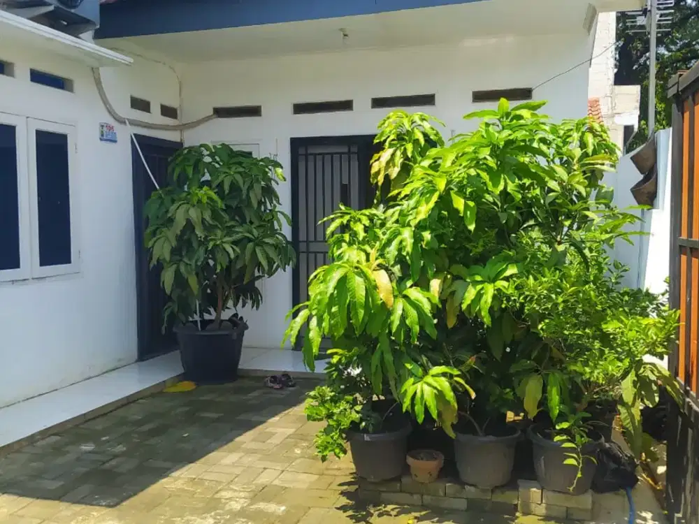 Dijual Rumah dan 2 Unit Kontrakan Jl. perjuangan baru, Kota Bekasi