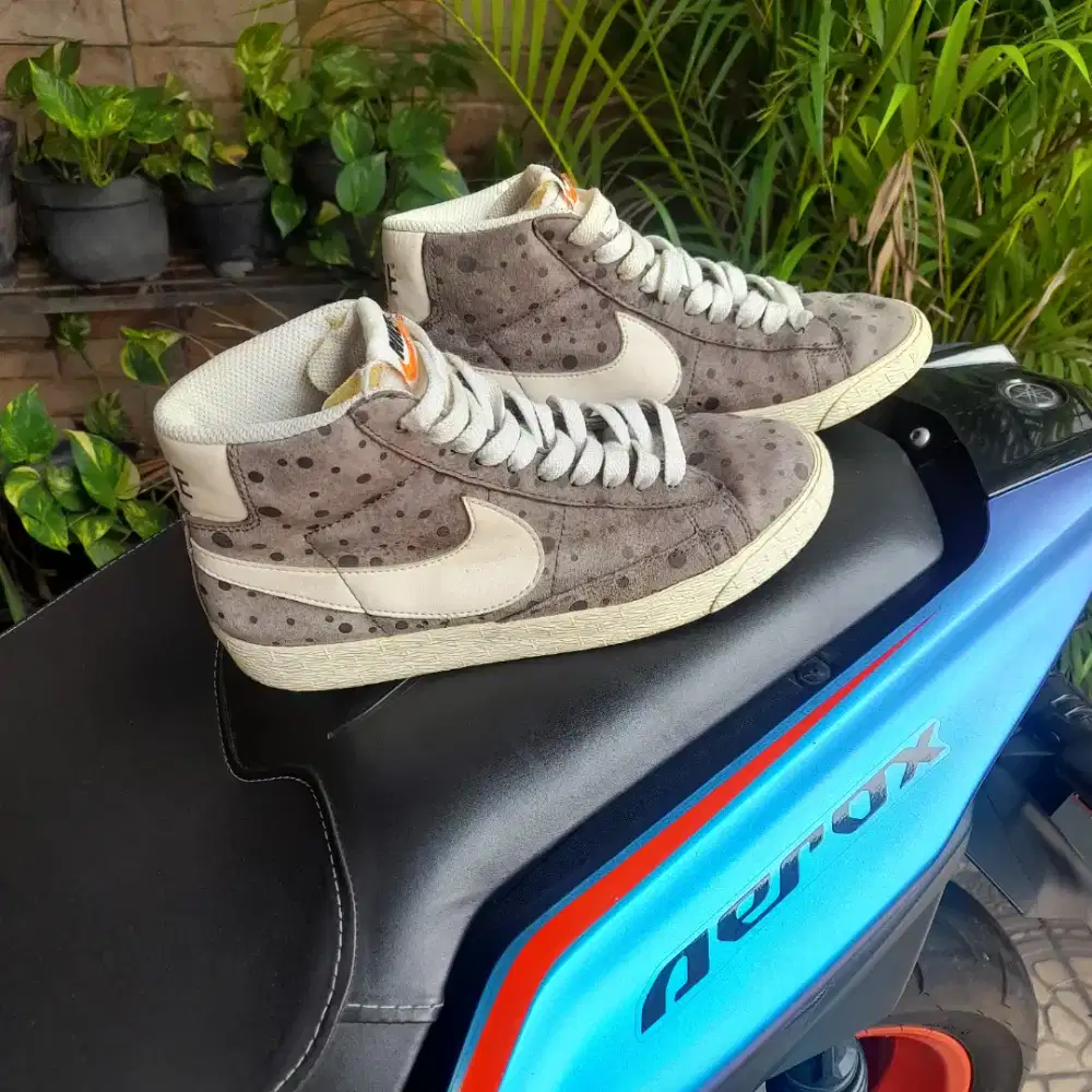 SZ 37,5 NIKE BLAZER BEKAS