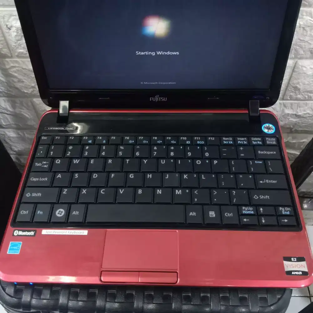 Jual Fujitsu PH521 notebook