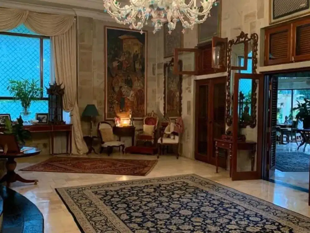 Dijual Cepat Villa di Jl.Gandamanah, Tugu Selatan, Kecamatan Cisarua, Kabupaten Bogor, Puncak, Jawa Barat