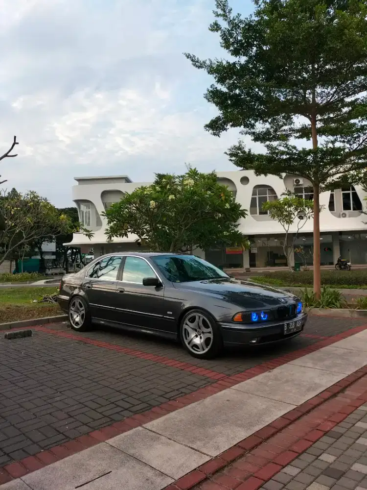 Bmw E39 528i 1996