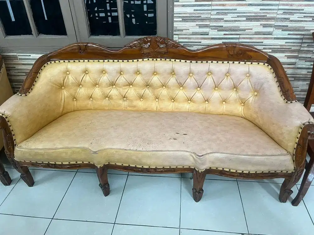 Sofa kondisi sangat bagus
