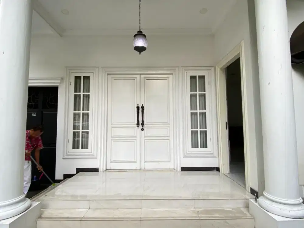 DIJUAL Cepat Rumah Di Kemang Utara  Rumah modern 2 lantai