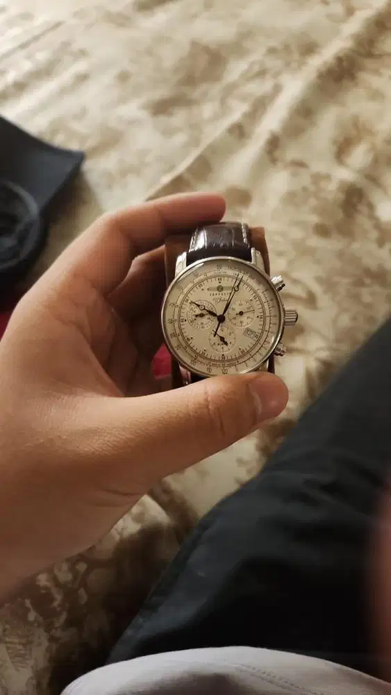 Zeppelin 100 Jahre Chronograph
