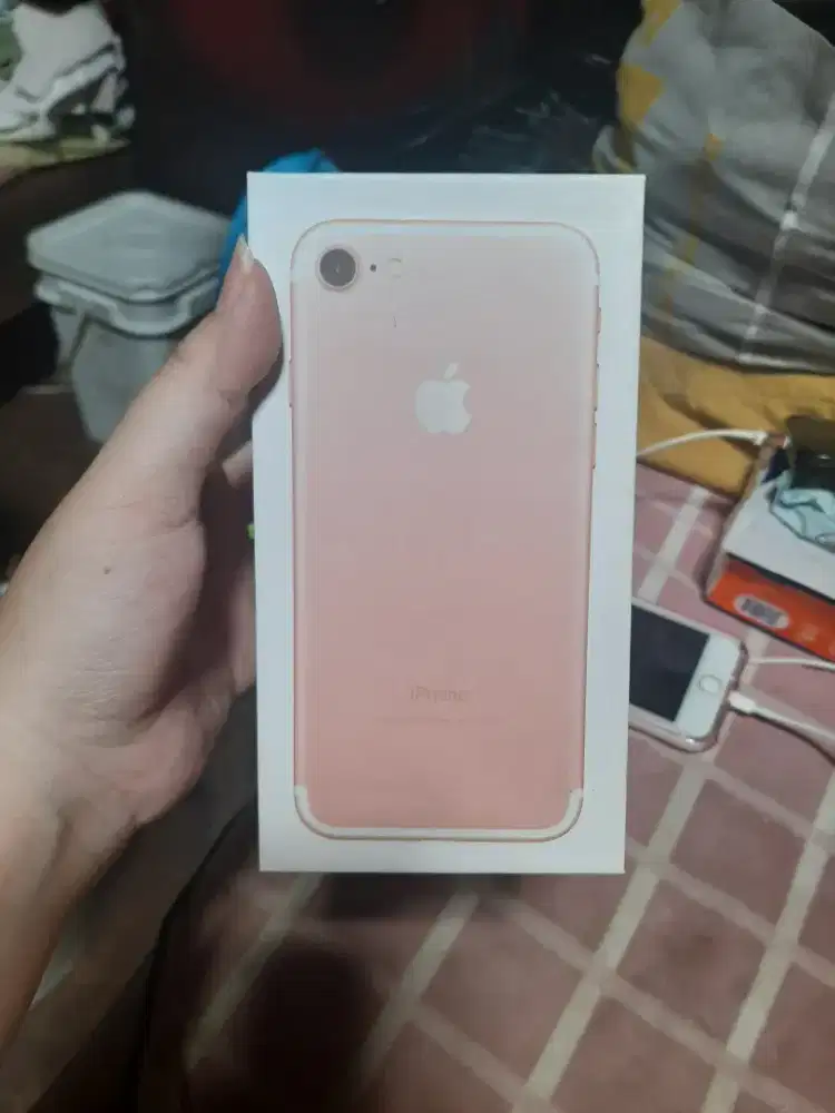 Dijual Iphone 7 128gb Rose Gold