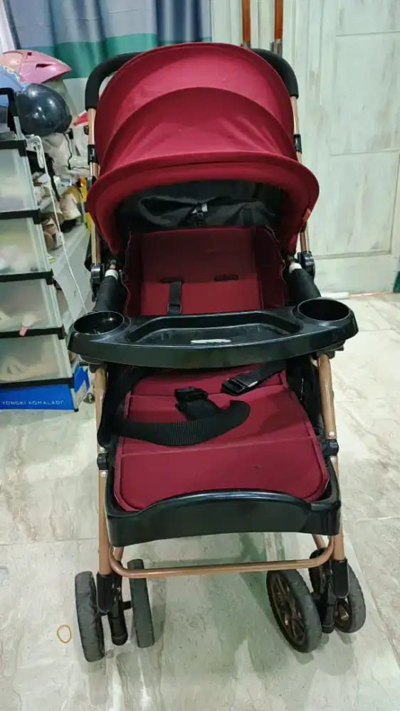 Stroller labeille