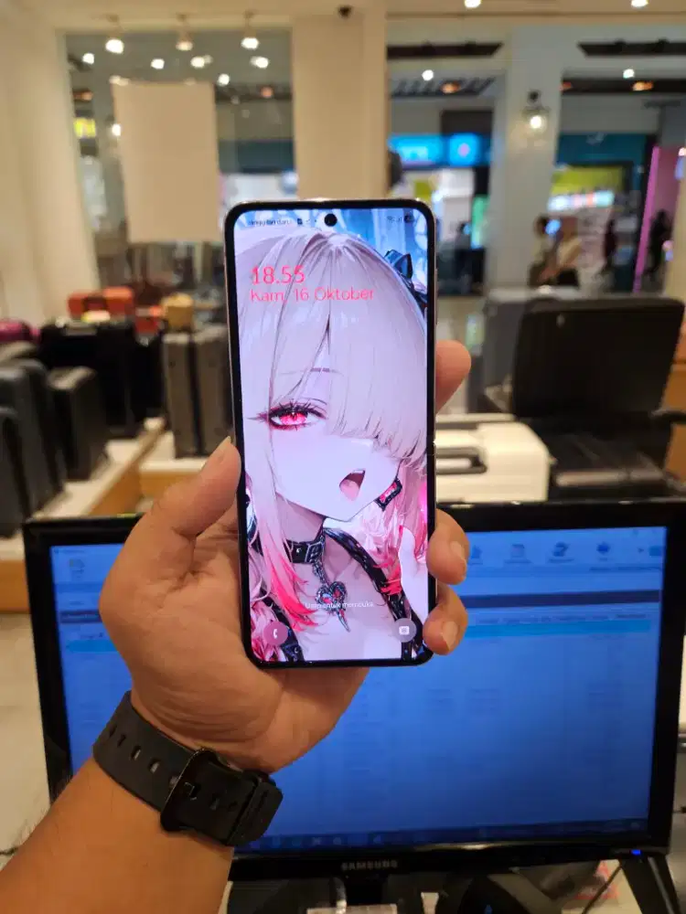 Samsung Z flip 4 Lavender 8/256 GB Ex Sein Resmi