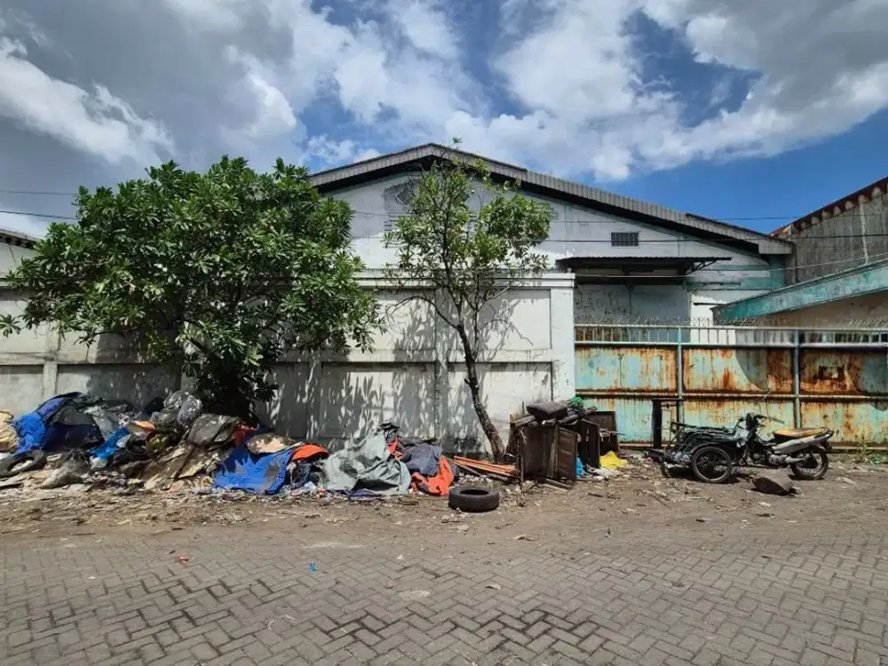 DIJUAL GUDANG MARGOMULYO INDAH BEKAS KERAMIK SIAP PAKAI